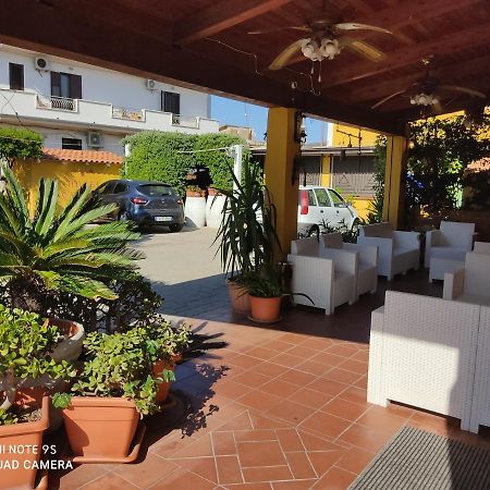 Isola Di Capo Rizzuto Hotel La Calabrese מראה חיצוני תמונה