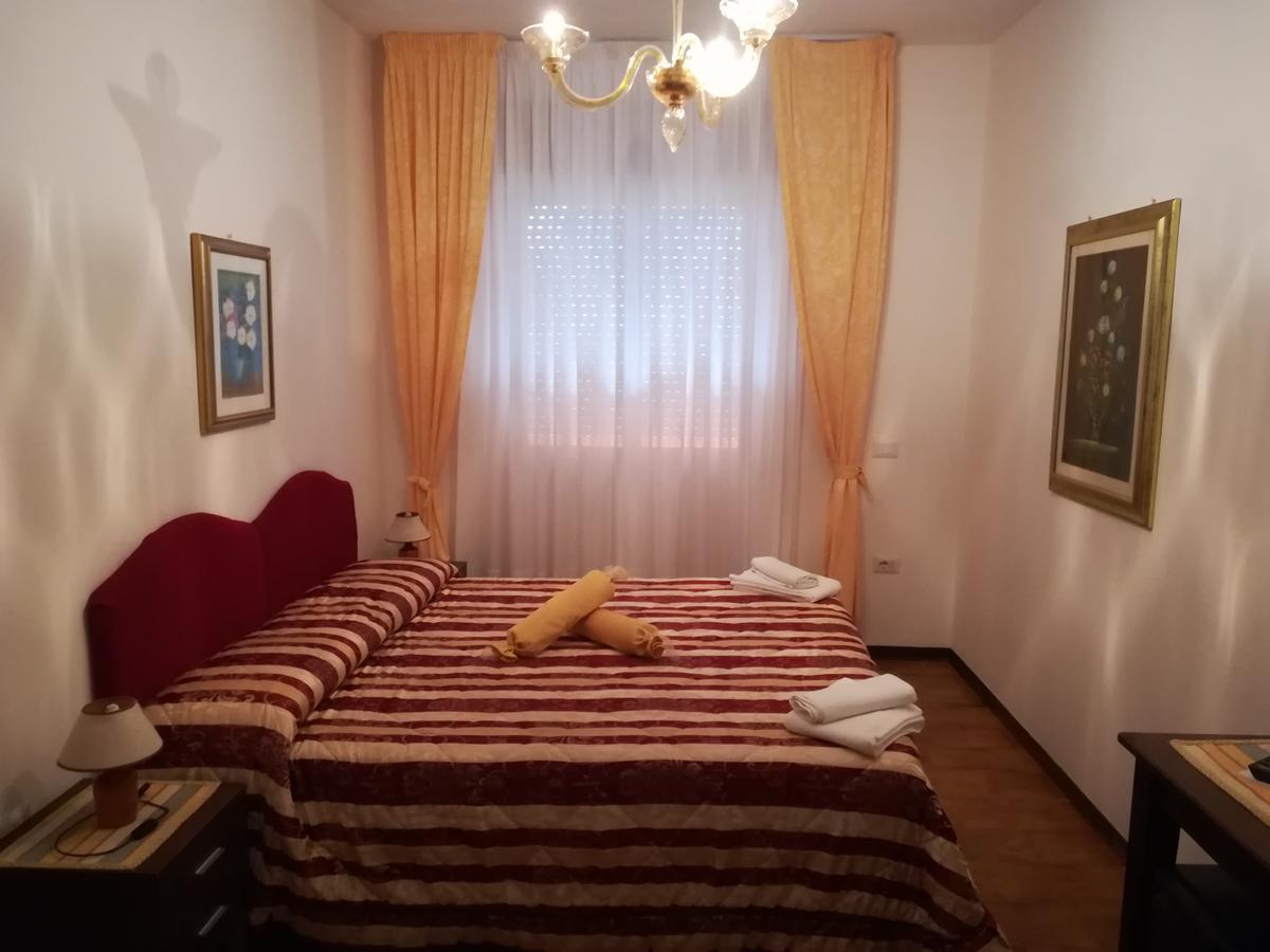 Isola Di Capo Rizzuto Hotel La Calabrese מראה חיצוני תמונה