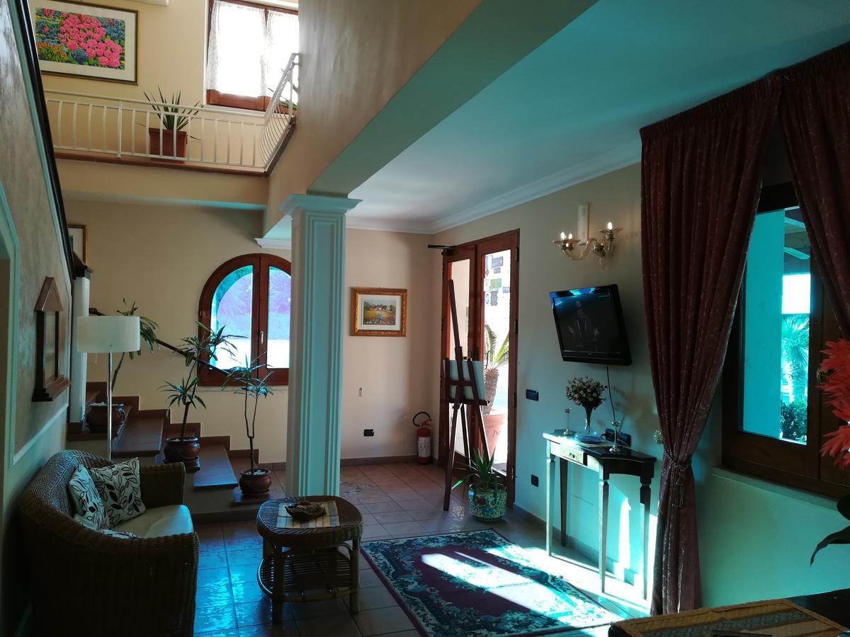 Isola Di Capo Rizzuto Hotel La Calabrese מראה חיצוני תמונה