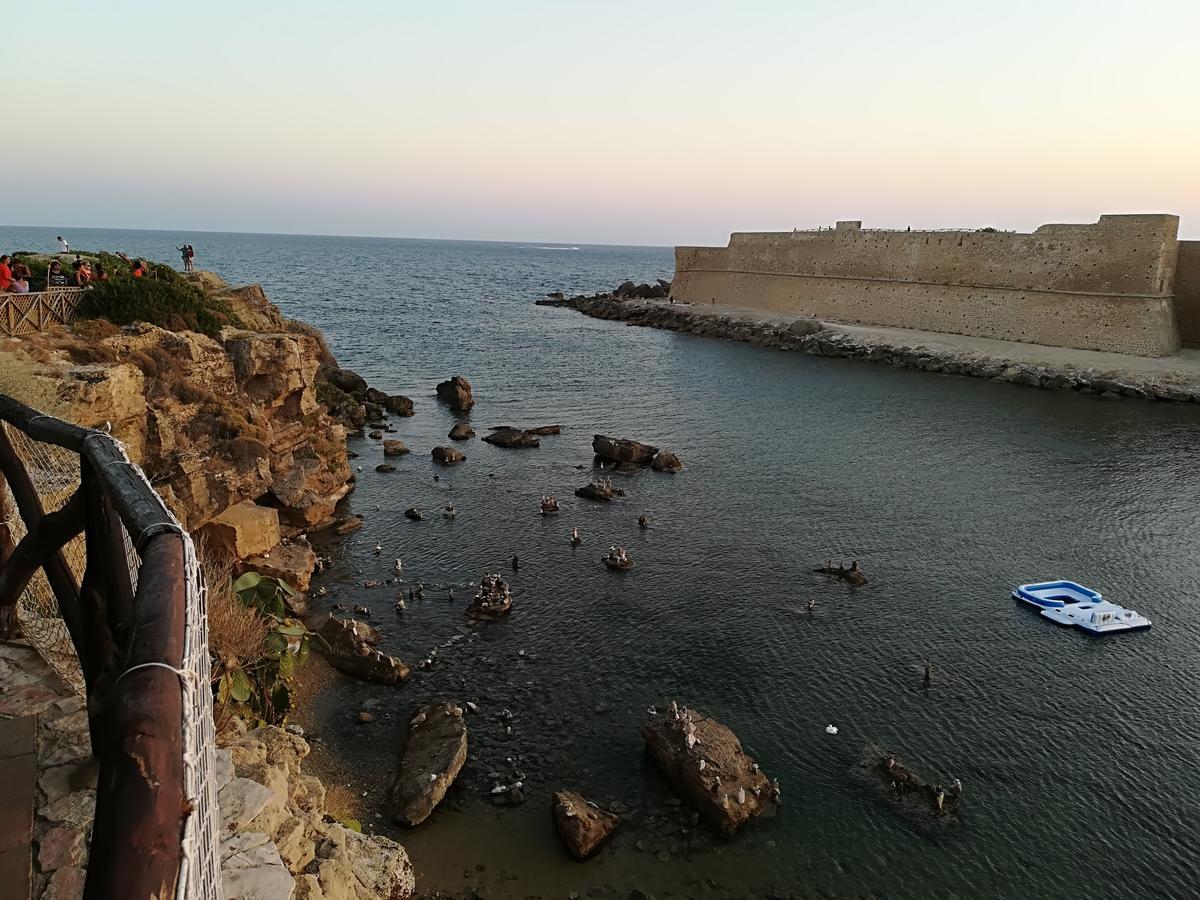 Isola Di Capo Rizzuto Hotel La Calabrese מראה חיצוני תמונה