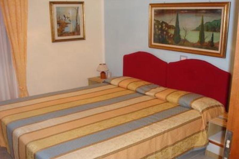 Isola Di Capo Rizzuto Hotel La Calabrese מראה חיצוני תמונה
